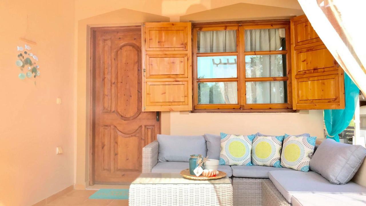 Dream House Villa Alikí Buitenkant foto